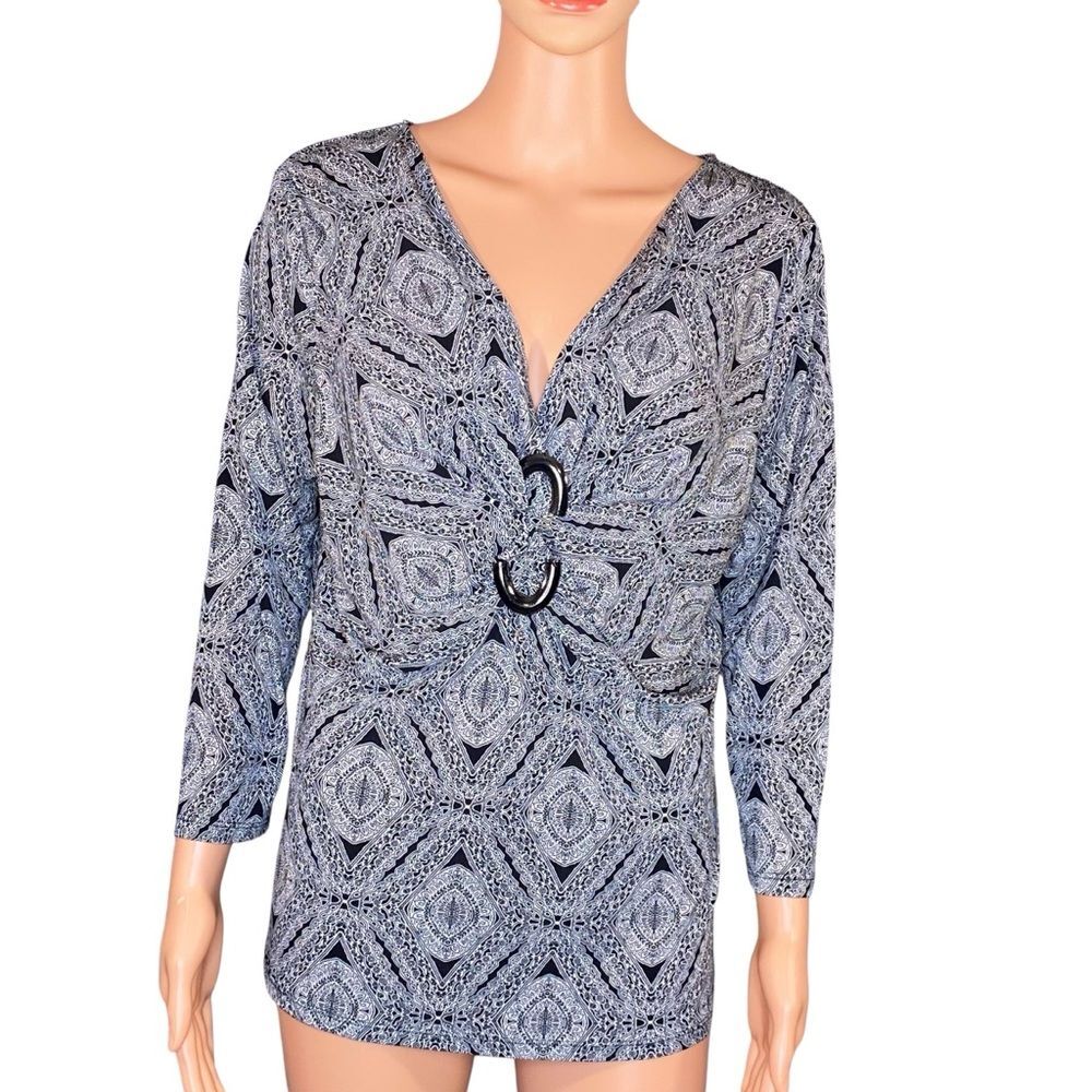 Ellen Tracy Fitted Blouse Cinch Waist V Neckline 3/4 Sleeve SZ L Diamond Pattern